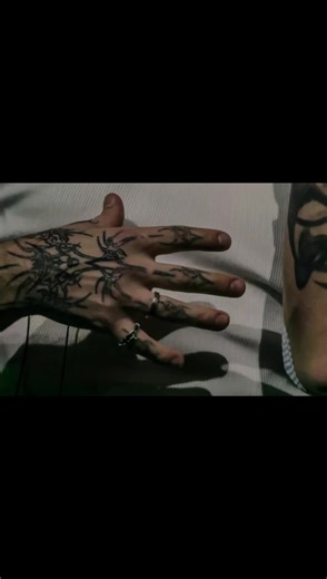 The Artistry of Damiano's Hands