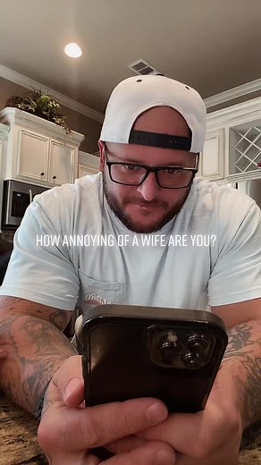 This annoying! #wife #husbandandwife #thickerthanasnicker #annoying #happy #friday #thick