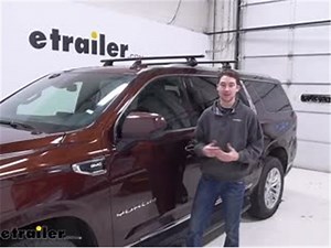 Mount: Thule SquareBar Evo Roof Rack for Flush Rails on a 2023 GMC Yukon XL