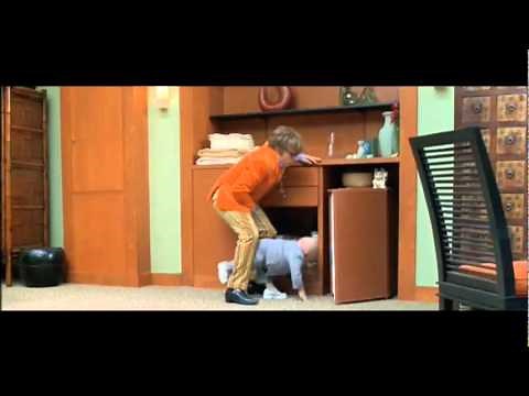 Austin Powers - Mini-Me gets owned
