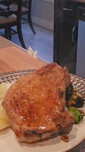 Last night, I wanted to do a meal using the honey gastrique recipe I just added to our #cookingbeyondrecipe site. I had just purchased some @scheep.ca #scheepdust and knew it would work perfectly with that. The pork chops from @centralparkfarms have been calling my name for a while, and they are perfect with the #scheepdust and have just enough fat to balance out the gastrique. I just seasoned up the chops, browned in a pan, and finished in the oven. I glazed them with the gastrique as i plated!