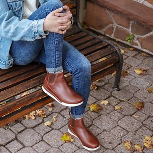 192K views · 793 reactions | The sophisticated LUNA boot doubles as...