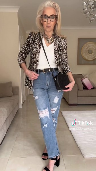 How to Style TikTok Jeans for a Night Out | Petite Mature Fashion