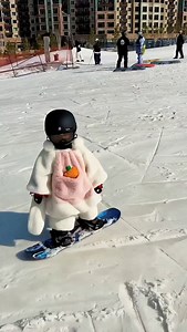 #ski❄️⛷️ | KashmirExplore1