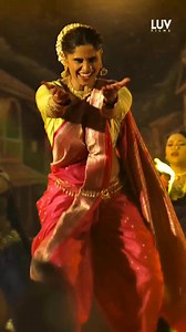 ठसकेबाज लावणीला सौंदर्याची साथ आहे… रुपाला खुलवणारी मराठमोळी नथ आहे! ‘देवमाणूस’ २५ एप्रिलपासून तुमच्या जवळच्या चित्रपटगृहात! गाणं पहा इथे : https://bit.ly/AalechMiSong #Devmanus #LuvFilms #DevmanusInCinemas25April #AalechMi @SaiTamz @belashendefans @rohanandrohan @tejasprabhavijaydeoskar @ashish.patil.747203 @maheshmanjrekaronline @renukash @subodhbhaveofficial @siddharthbodkeofficial #LuvRanjan @Gargankur @LuvFilms | Marathi Box Office