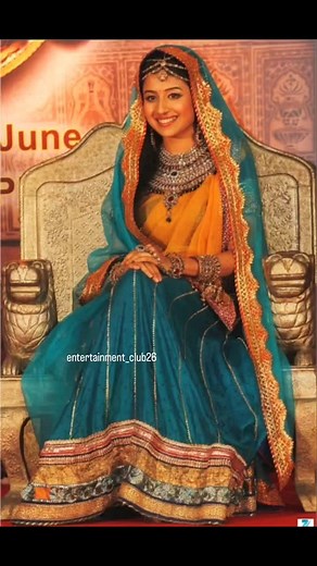 Johnny johnny julie ka dil tumpe aaya johnny 🤗 #jodhaakbar #akbar #jodha #parijat #paridhisharma #rajattokas #love #romantic #oldsongs @paridhiofficial @entertainment_club26 | Jodha Akbar