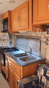 **COACHMEN MIRADA 2006 $10900dlls.** •SE PUEDE NACIONALIZAR. •MOTOR V10 Ford de gasolina. •Perfecto estado mecanico. •Automatico. *Cuenta con: •Planta generadora de energia. •Refrigerador. •Estufa con horno. •Sistema de agua potable y drenaje. •Refrigeracion A/C. •Sala y comedor(2 camas). •Recamara completa. •Baño y regadera completos. •Sombra completa. •Llantas buenas. •Conexion a 110v. 52 686 248 4325 | Autos Monyjuan