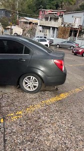 244K views · 2.9K reactions | Vehículo cae en alcantarilla | Blanco y Negro | Facebook