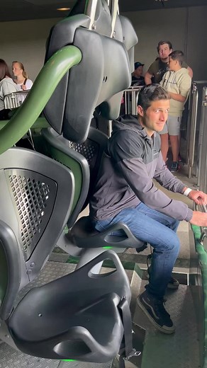 Yes, Trevor dragged me to Gothenburg, Sweden for a theme park. But, I have to admit, Helix was absolutely incredible 🙌🏼 #rollercoaster #themepark #helix #gothenburg #liseberg | Roberto Portales