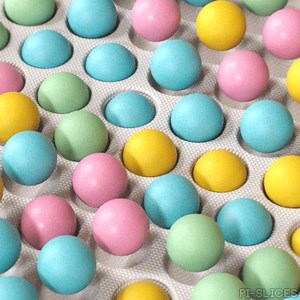 2.5K views | You can't even fool the Easter Bunny with this HOT deal at your Le Mars Hy-Vee. One Dozen eggs for only $3.99. This deal is while supplies last and only available at your Le Mars Hy-Vee! | Hy-Vee | Facebook