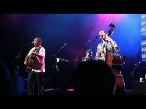 Barenaked Ladies- "Light Up My Room" (1080p HD) Live in Canadaigua, NY on July 7, 2012
