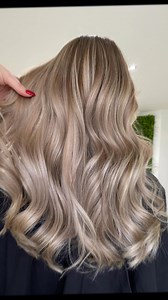 11K views · 324 reactions | Elegir un color sin entender la fase de decoloración es jugar a la ruleta rusa del color. Cada fondo —rojo, naranja, amarillo— tiene su matiz correcto. El que acierta, neutraliza o potencia. El que no… destruye el color. #elsalonvirtual #oliib #hazlosimplenofacil ➡ NUESTRA WEB ✄✄✄ www.elsalonvirtual.com Puedes capacitarte en nuestros cursos de Belleza ➡ REDES SOCIALES ✔✔✔ Facebook e Instagram: @elsalonvirtual | El Salón Virtual | Facebook