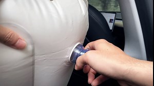 SUV Air Mattress Car Bed, SUV Air Mattress with Electric Pump, Camping, Vacation, Sleeping SUV Car Air Mattress for Jeep Wrangler JK JL Unlimited 4 Door 4 Runner Tesla Universal