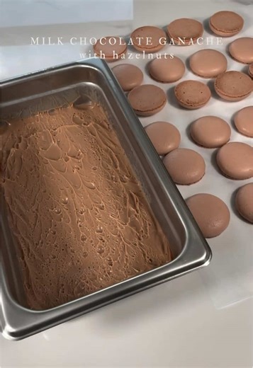 Favorite Milk Chocolate Ganache With Hazelnuts 😃😃😃 #macarons #macaron #chocolate #ganache #recipe #chocolaterecipe #chocolateganache