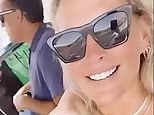 Capri Sun: Molly Sims glows while boating to the Italian Isle of Capri