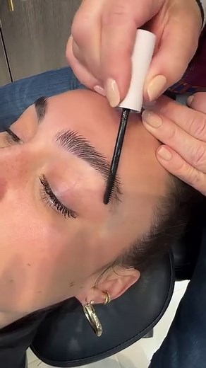 Using my new favorite brow freeze gel @abhsalon - stop by the salon and wanted to show the amazing brow artist , how I like to apply our new brow freeze gel ❤️ I can’t wait for you to try this product!! Long-lasting hold: Brow freeze gel is designed to keep your eyebrows in place for an extended period. It provides a strong hold that keeps your brows looking groomed and styled throughout the day.#anastasiabeverlyhills #anastasiabrows #perfectbrows | Anastasia Soare