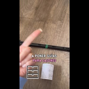 💪💪Sí estas con ganas de cambiar tu placard porque ya te aburre o está viejo y necesita una remodelación, mirá este video para tener en cuenta algunos detalles #decor #diy #interiorismo #interiordesign #tips #placard | Deco Por Dos Mangos