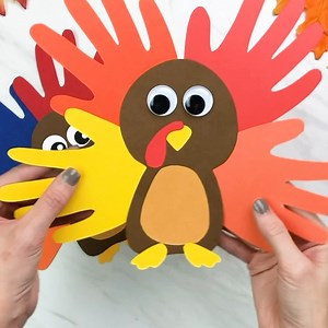 🖐️ Turkey Handprint Craft ✂️ Get the template on the blog | Simple Everyday Mom