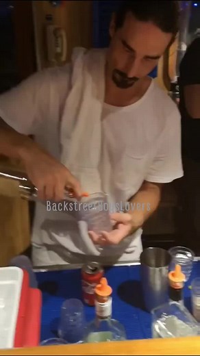 aaw Kevin .. . . #backstreetboys #backstreetboyslovers #soldier #bsbdna #bsbdnaworldtour #bsbarmy #boybands #90s #bsb30 #bsb30years #music #soundcheckone31 #backstreetsback