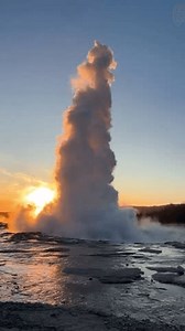 Icelands Geysir Eruption Strokkur Sunset Stock Footage Video (100% Royalty-free) 3861567905 | Shutterstock