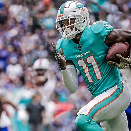 36K views · 3.1K reactions | We have signed wide receiver DeVante...