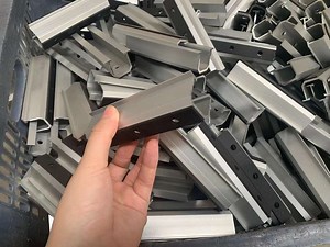 [Hot Item] Mini Rail System Solar Rooftop Racking High Quality Short Rail