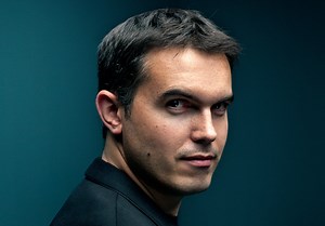 « 13 à table ! » : l’interview de Maxime Chattam - Elle