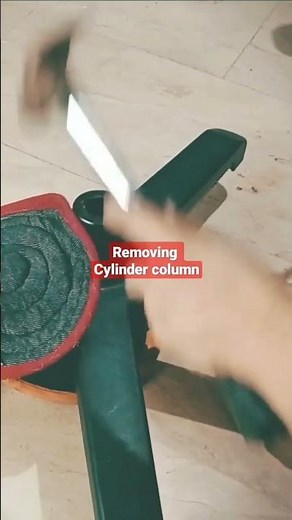 REMOVING CYLINDER COLUMN | BROKEN COMPUTER CHAIR