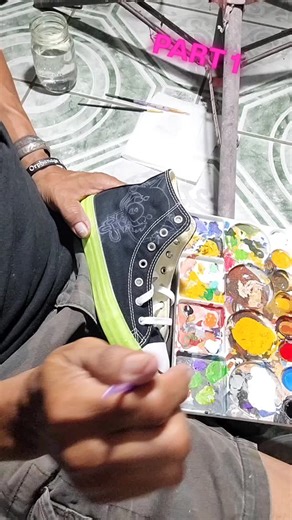 39 reactions | #handpainted #converseallstar #956 #southtexas #art @alpha6paint #acrylicpainting | Edgar Solis | Facebook