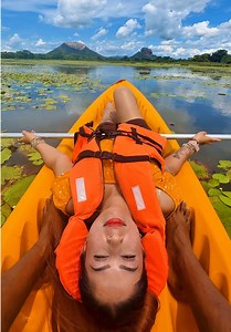 Thalkote Lake Kayaking: Peaceful Sri Lanka Escape (3000 LKR)
