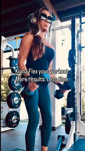 People ask me, “How do you still look so fit after all these years?” Or, “You look the same—or even better—than when I first had a crush on you in 1990!” OMG thank you - this is so very kind -I attribute staying in shape to consistency. Here’s the secret: it’s all about habit, consistency, and training smart. A little bit every day really adds up. 💪 2 reasons it works: 1️⃣ Flex15 – My stackable 15-minute workouts. I created these when my daughters were in kindergarten. Even on busy days, 15 min