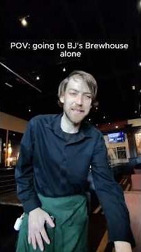 POV: going to BJ’s Brewhouse alone #solo #pov #vlog #bjsrestaurant #fypシ