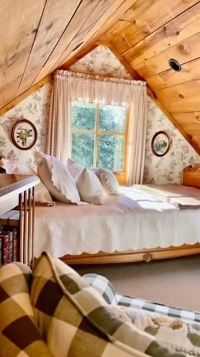 33 reactions | Windowbox Cottage created a favourite hideaway for guests by turning a loft into a cozy and comfortable nook for snoozing, reading, daydreaming. The sweet spot features our dreamy Elderwood Wallpaper. To see more of the Magoon’s magical cottage visit Windowbox Cottage and look for a full feature on their entire home in our Aug/Sept 2024 issue of Cottages & Bungalows Magazine. Shop our Elderwood Natural Wallpaper on lauraashleyusa.com | Laura Ashley USA | Facebook