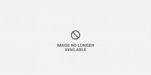 A Woman We Love: Amy Smart