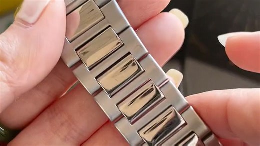 西铁城（CITIZEN）光动能男表 BM7630-80X，八角形设计，防水防震，日期清晰显示，适合商务与休闲佩戴，持久耐用。