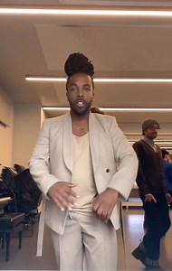 5.1K views · 116 reactions | We can’t wait to see more of this!! 朗: @princeroddy Ladies and Gents……. This is the moment you’ve waited for!!!! Get ready @radiocitymusichall here’s comes @thehughjackman #hughjackman #radiocitymusichall | Jackman's Landing Fan Group | Facebook