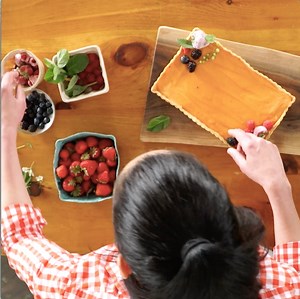 "I trust this content more than YouTube because they are selective about their instructors" - Craftsy Unlimited Member, Lynn L. See what all the fuss is about! Explore tutorials, shows, and more today. | Craftsy