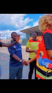 #repost @ninarozofficial @downloader_ __ Humbled and grateful to meet the Queen dancers of 🇺🇬 @shecranes 🇺🇬 “May we love them , may we support them “. The love i have for my country is deep well you can me #ugandanproperty💪✌️🇺🇬 #gezabugezalinkinmybio | Nina Roz