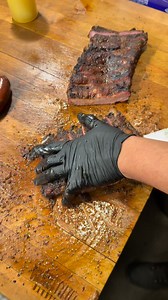 3.1M views · 47K reactions | #estoesbbq #arre #bbq #barbecue #dinner #texas #arlington #turkey #porkribs #brisket  | Arturo Espinosa | Facebook