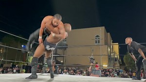 Exploder suplex by @dariuslockhart to @bountykeith #ForTheCulture | @gamechangerwrestling Available on @fitetv, new users use promo code “4vweyzv” #TheCollective #TheCollectiveremix | Wrestling With Unicorns