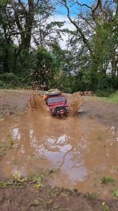 Can YOU resist a muddy puddle? #defender #trx4defender #traxxas #splishsplash #rccrawling #rccrawler #rcadventure #4x4 #puddlerun #scaleadventure #sendit | Rob Devine