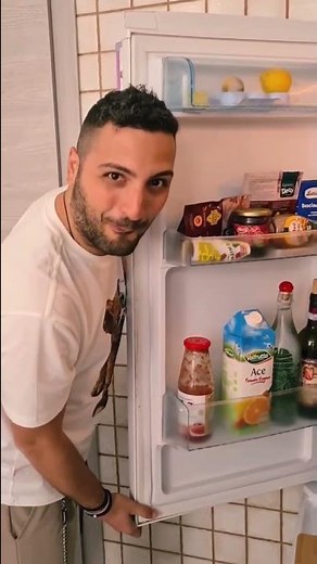 BAGNO A MEZZANOTTE - Elodie Parodia #elodie #bagnoamezzanotte #parodia #unoduetrelapanza