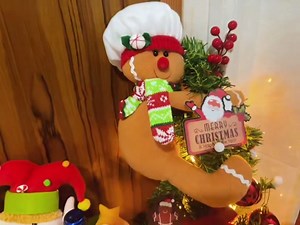 2 Pack Gingerbread Man Santa Hanging Ornaments, Multipurpose Decor for Staircase Guardrail, Wine Bottle, Refrigerator，Porch & Curtain, Cute Home Decor for All Seasons