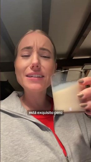 Probando cola de mono por primera vez 🎅🏼🇨🇱￼ ..#colademono #navidad #chile #navidadenchile