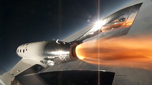 Virgin Galactic completa con éxito el primer vuelo con su nave espacial después de su fatídico accidente en 2014
