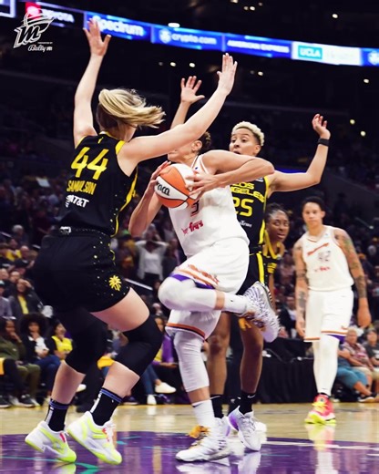 🐐is cold blooded. | Phoenix Mercury