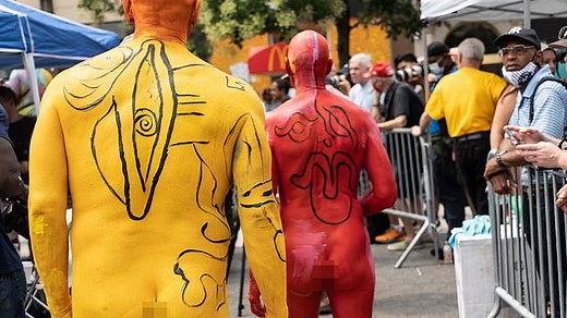 Models shed clothes for annual Bodypainting Day in NYC