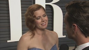 Amy Adams kicks off Oscar night at Vanity Fair party