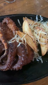 Entre amigos, trabajo, parejas o familia! #villahermosa #gastronomia #restaurante | Toro Bravo