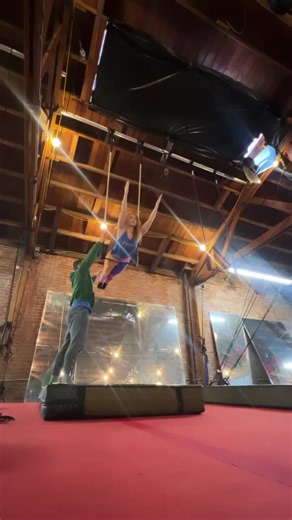 9.1K views · 44 reactions | Best way to spend the holidays, trapezing ❤️ #trapeze #statictrapeze #aerialist #circuslife | Stéphanie Gérard | Facebook